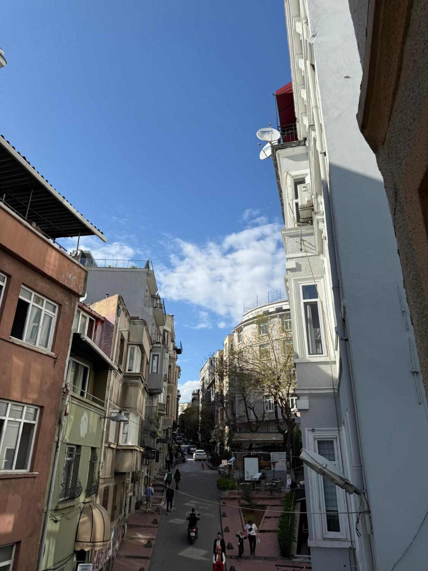 Gunes Hause Istanbul Bagian luar foto