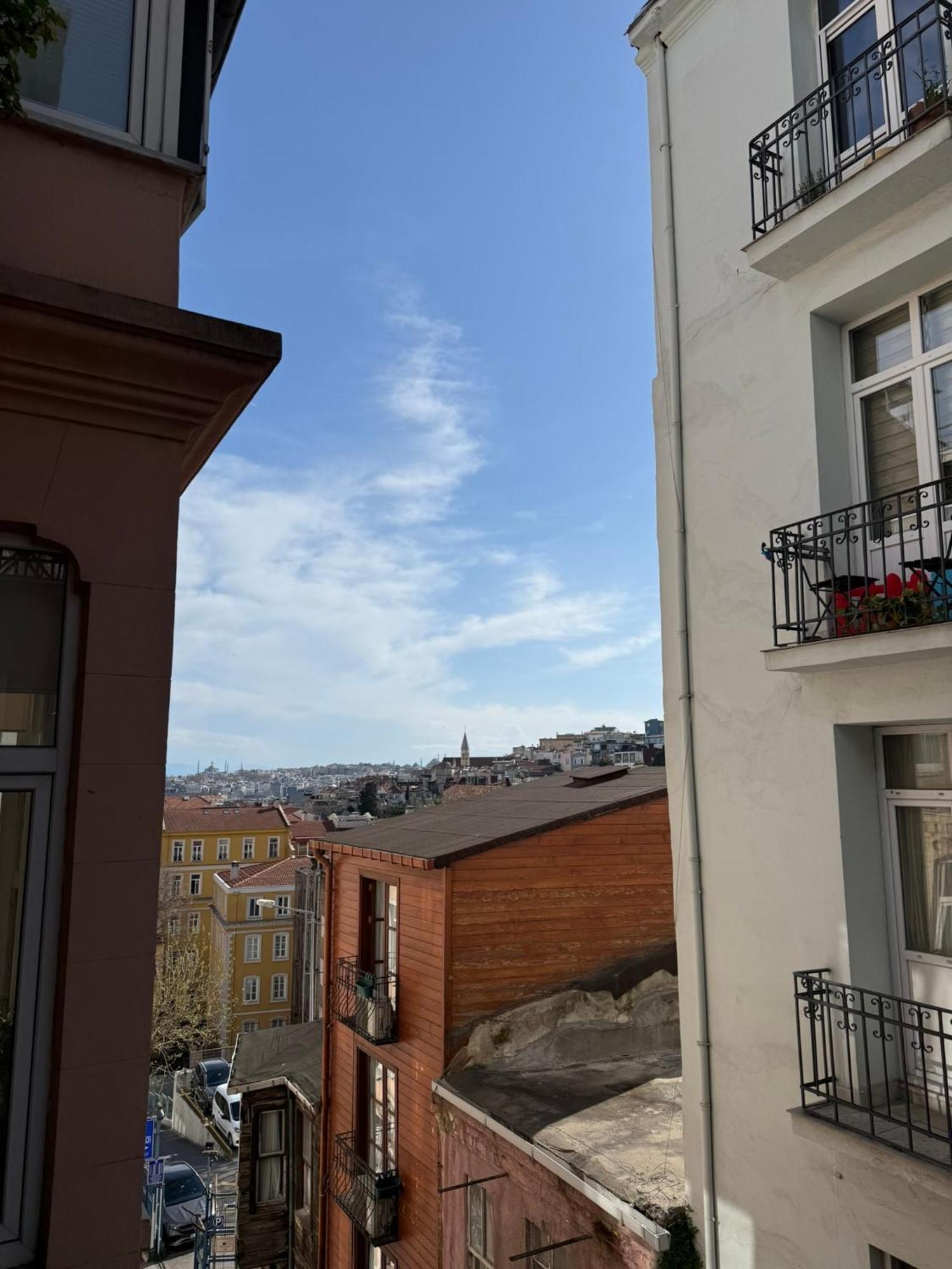 Gunes Hause Istanbul Bagian luar foto