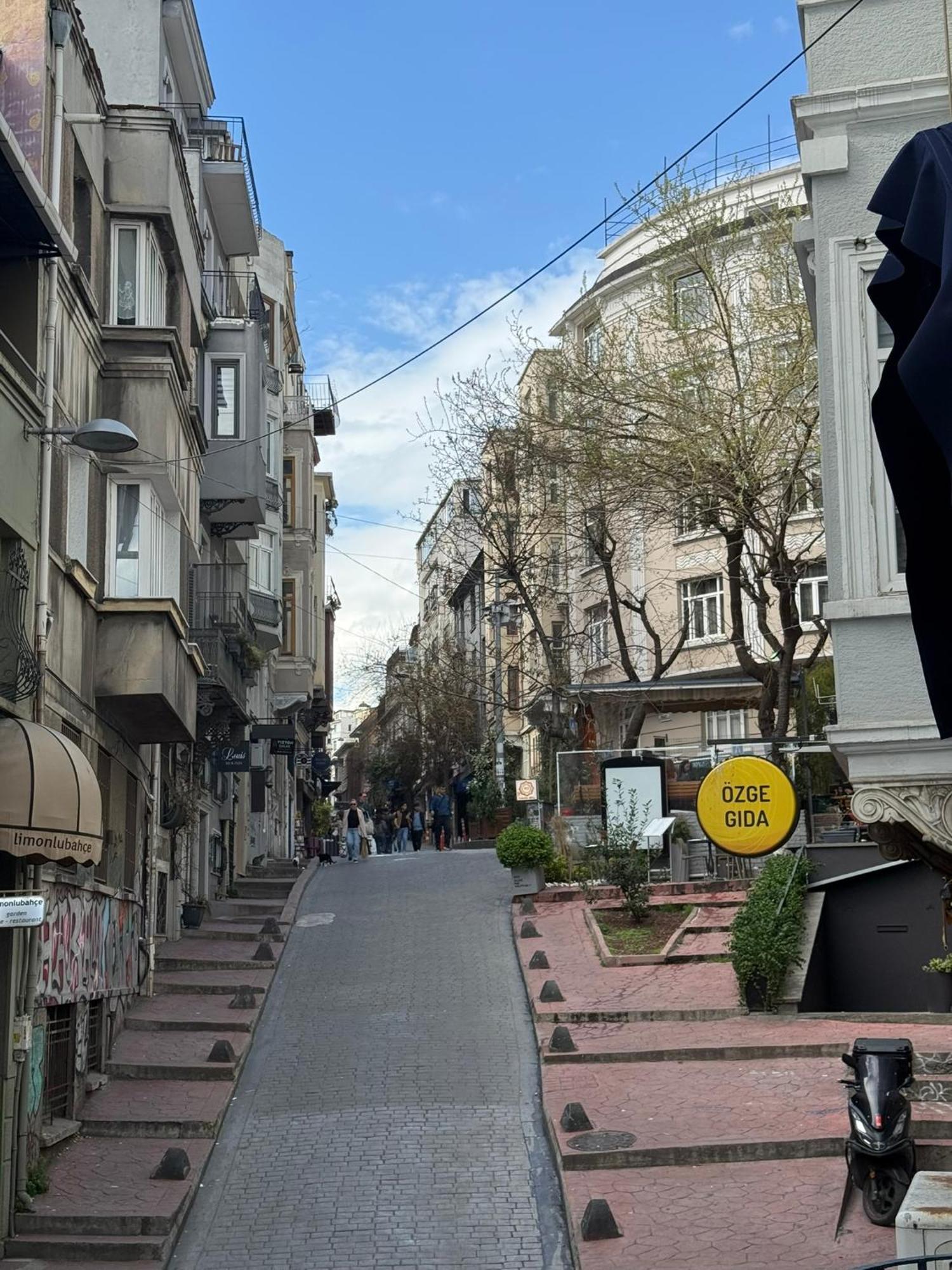 Gunes Hause Istanbul Bagian luar foto